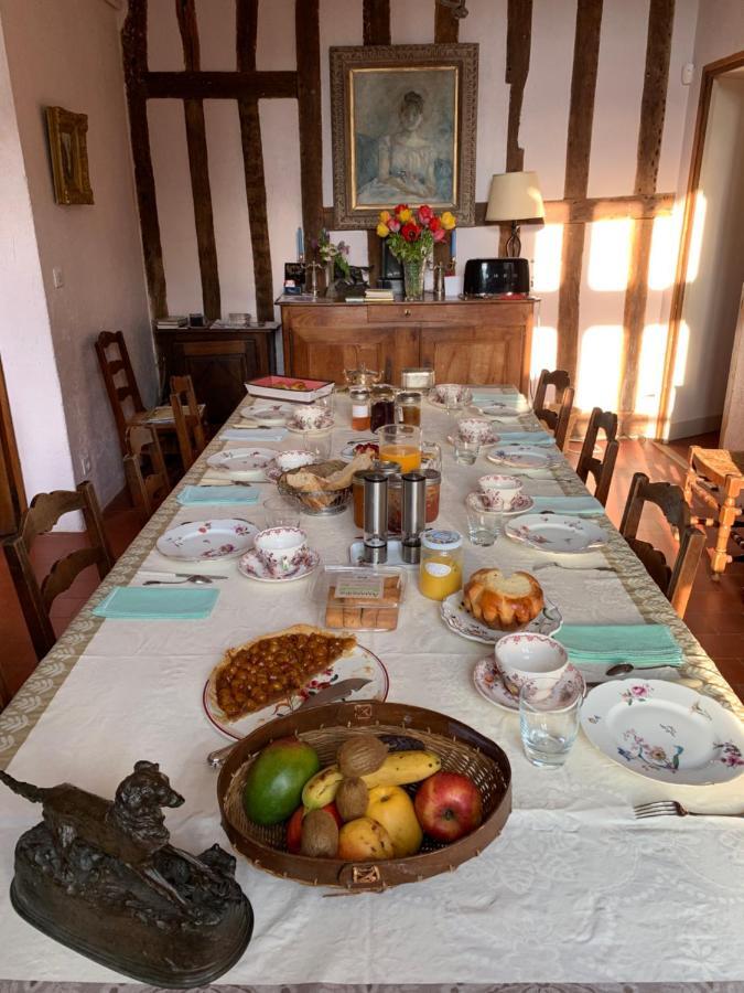 Le Prieure D'Orchaise Luaran gambar