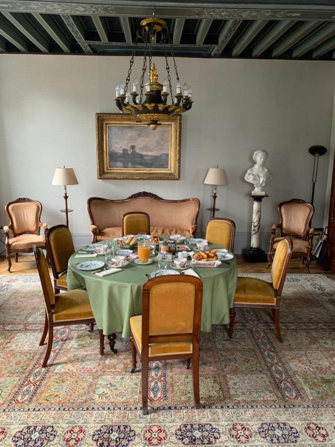 Le Prieure D'Orchaise Luaran gambar